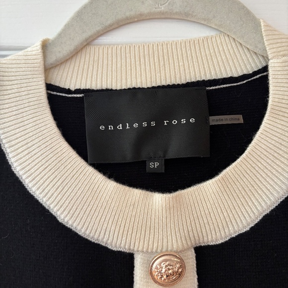 ENDLESS ROSE CONTRAST TRIM KNIT DRESS PETITE SMALL SLEEVELESS - Picture 7 of 9